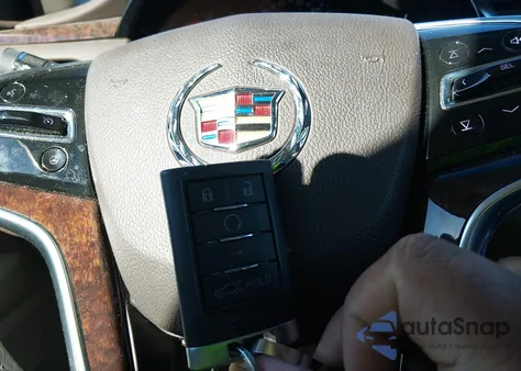 2014 Cadillac Xts Luxury z USA, uszkodzony, nr VIN 2G61M5S38E9235288